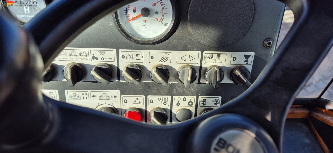 Bomag BW 174 AD2 | 12 t | Splitstreuer | Vibrator | Voll funktionsfähig - Válec: obrázek 5 Bomag BW 174 AD2 | 12 t | Splitstreuer | Vibrator | Voll funktionsfähig - Válec: obrázek 5