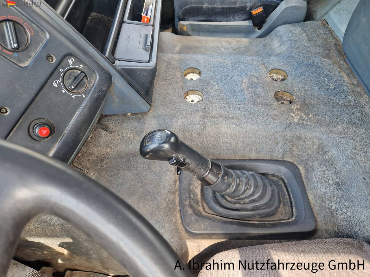 Daf CF 290 Wassertank 13500 L, Tank verzinkt Vorlauf- Lift- Lenkachse - Cisternové vozidlo: obrázek 4 Daf CF 290 Wassertank 13500 L, Tank verzinkt Vorlauf- Lift- Lenkachse - Cisternové vozidlo: obrázek 4