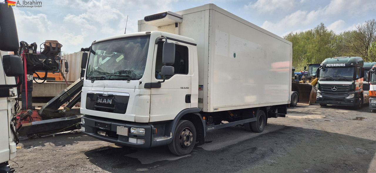 MAN TGL 8.150 4X2 BL Unfallschaden bedingt fahrbereit, Motor ok - Dodávka: obrázek 1 MAN TGL 8.150 4X2 BL Unfallschaden bedingt fahrbereit, Motor ok - Dodávka: obrázek 1