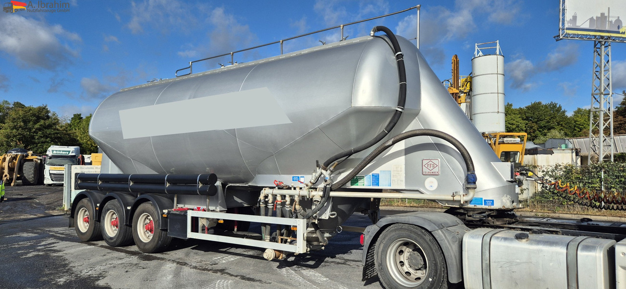 Feldbinder EUT 40.3 Liftachse, Scheibenbremse 2 Kammern, Top Zustand - Silo cisterna: obrázek 1 Feldbinder EUT 40.3 Liftachse, Scheibenbremse 2 Kammern, Top Zustand - Silo cisterna: obrázek 1