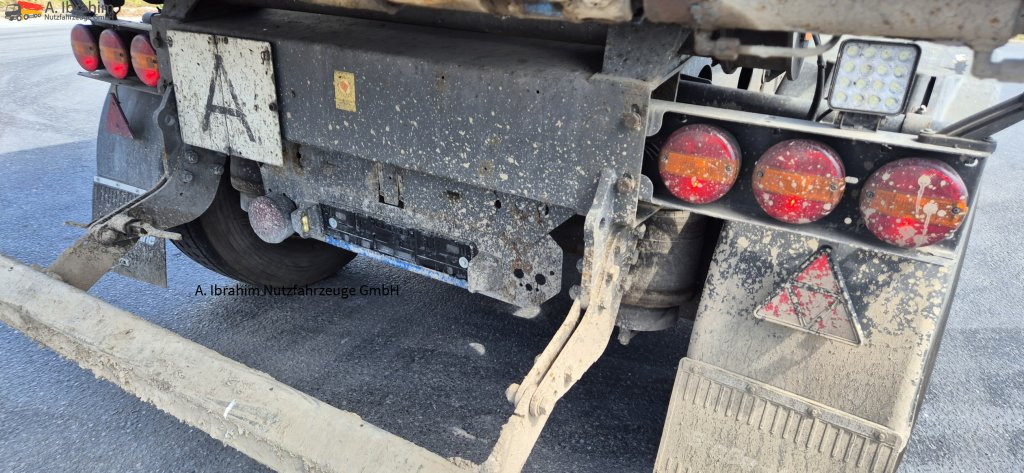 Kempf SKM 35/3 Leichter Schaden am Heck voll fahrbereit. - Sklápěcí návěs: obrázek 5 Kempf SKM 35/3 Leichter Schaden am Heck voll fahrbereit. - Sklápěcí návěs: obrázek 5