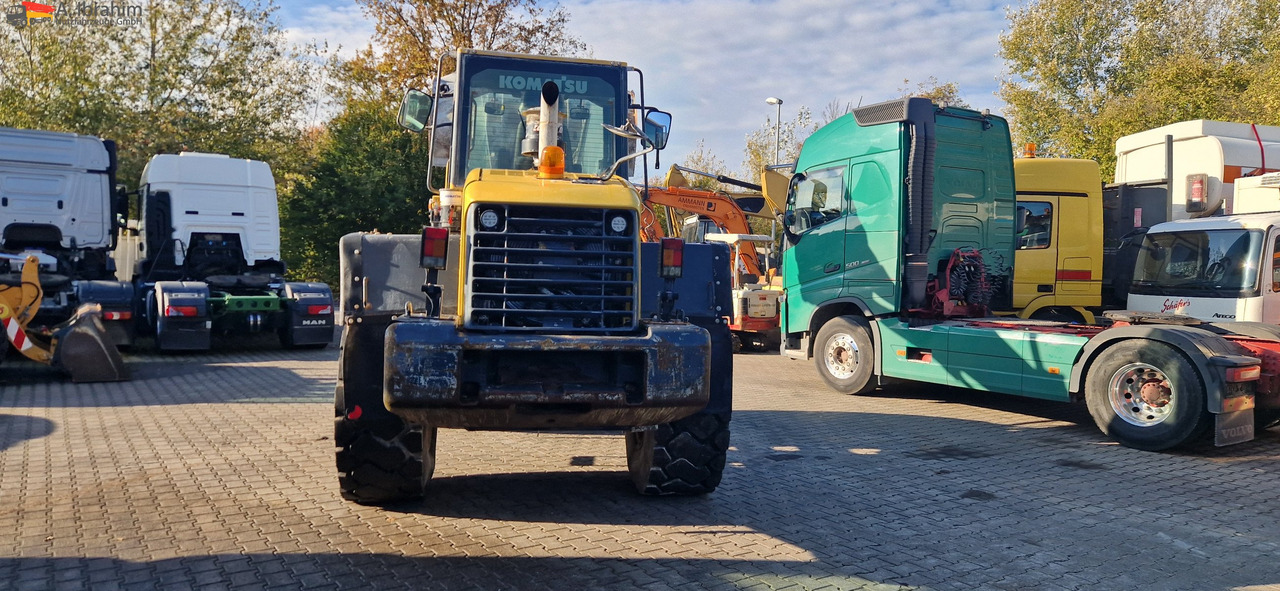 Komatsu WA 200 technisch ok. technische Wartung beim Komatsu Service leasing Komatsu WA 200 technisch ok. technische Wartung beim Komatsu Service: obrázek 12