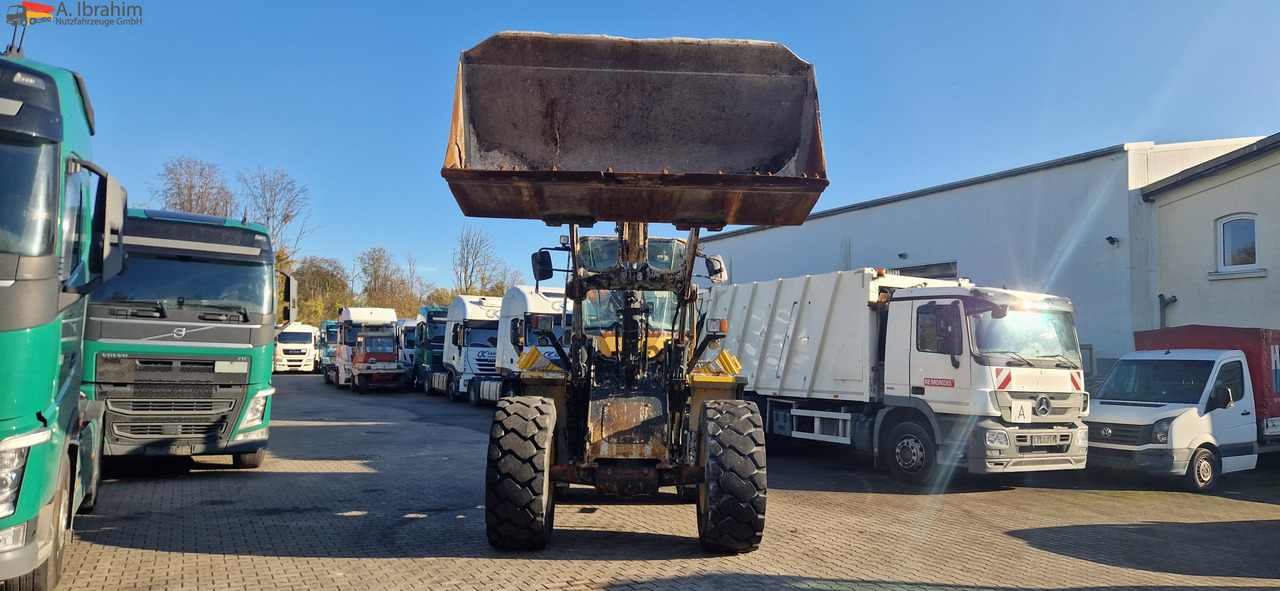 Komatsu WA 200 technisch ok. technische Wartung beim Komatsu Service leasing Komatsu WA 200 technisch ok. technische Wartung beim Komatsu Service: obrázek 9