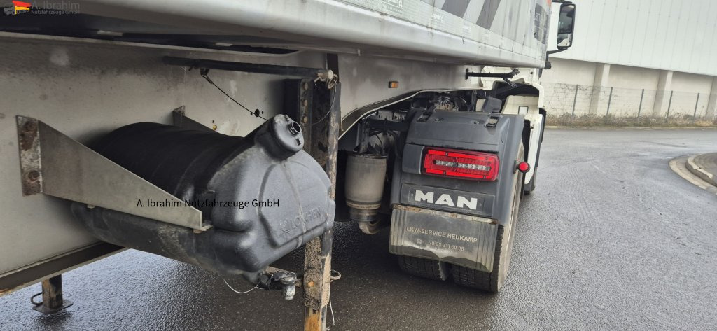 Langendorf SK39A0100A Unfallschaden!! hat gelegen. fahrbereit !!! - Sklápěcí návěs: obrázek 3 Langendorf SK39A0100A Unfallschaden!! hat gelegen. fahrbereit !!! - Sklápěcí návěs: obrázek 3