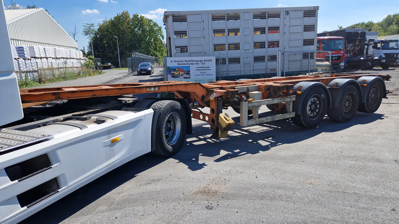 M&V Euro 902K Containerchassis 2x 20, 30, 40 ft Zustand normal - Kontejnerovy návěs/ Výměnná nástavba: obrázek 1 M&V Euro 902K Containerchassis 2x 20, 30, 40 ft Zustand normal - Kontejnerovy návěs/ Výměnná nástavba: obrázek 1