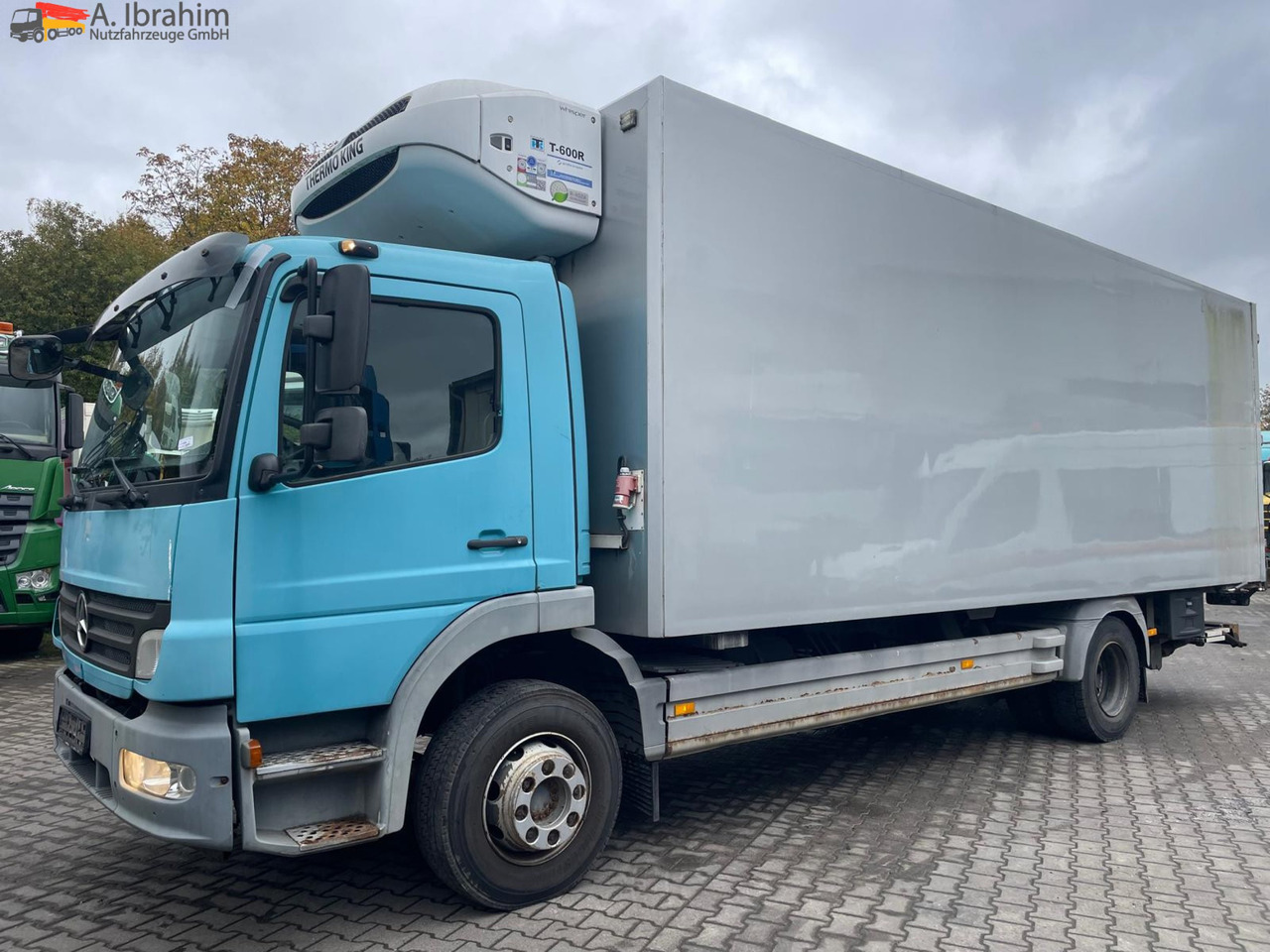 Mercedes-Benz 1523 - Chladírenský nákladní automobil: obrázek 1 Mercedes-Benz 1523 - Chladírenský nákladní automobil: obrázek 1