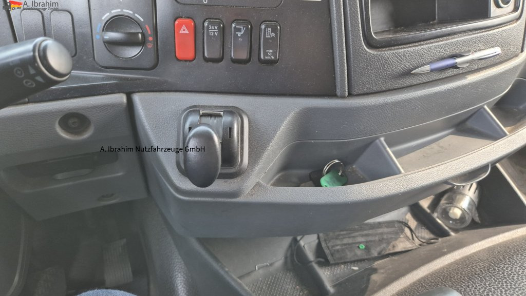 Mercedes-Benz 1823 Frigoblock, 2 Kammer, LBW - Chladírenský nákladní automobil: obrázek 3 Mercedes-Benz 1823 Frigoblock, 2 Kammer, LBW - Chladírenský nákladní automobil: obrázek 3