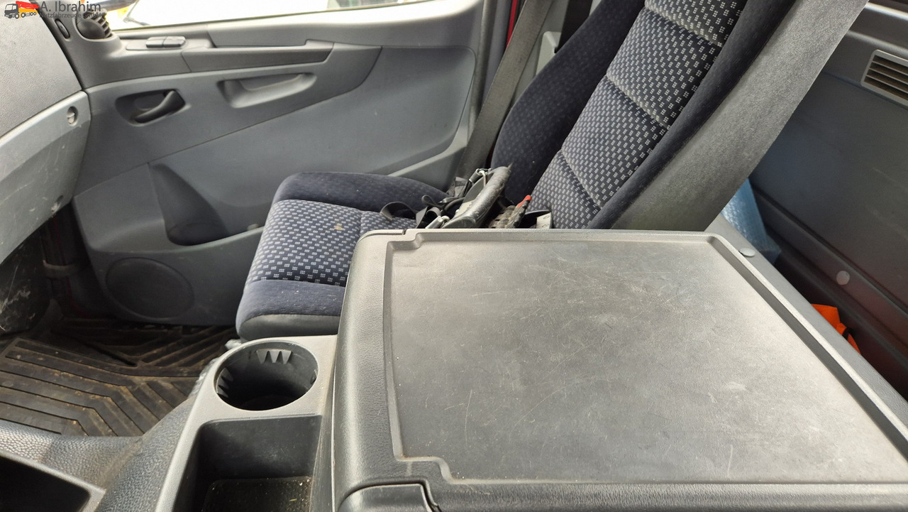 Mercedes-Benz 1829L mit Kran HIAB 111 Hiduo , Funk FB - Nákladní automobil valníkový/ Plošinový, Auto s hydraulickou rukou: obrázek 5 Mercedes-Benz 1829L mit Kran HIAB 111 Hiduo , Funk FB - Nákladní automobil valníkový/ Plošinový, Auto s hydraulickou rukou: obrázek 5