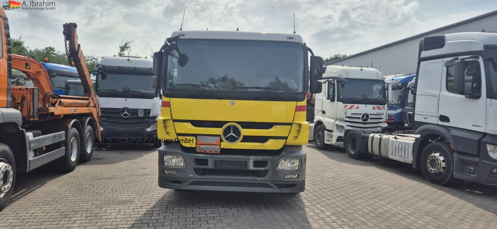 Cisternové vozidlo Mercedes-Benz 2536 L 3 Kammer 19500 L Oben Unten Befüllung: obrázek 8