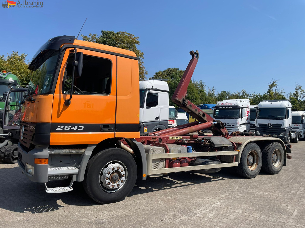 Mercedes-Benz 2643 6x4 | Blatt Luft | Meiller Haken, mp1 - Hákový nosič kontejnerů: obrázek 1 Mercedes-Benz 2643 6x4 | Blatt Luft | Meiller Haken, mp1 - Hákový nosič kontejnerů: obrázek 1