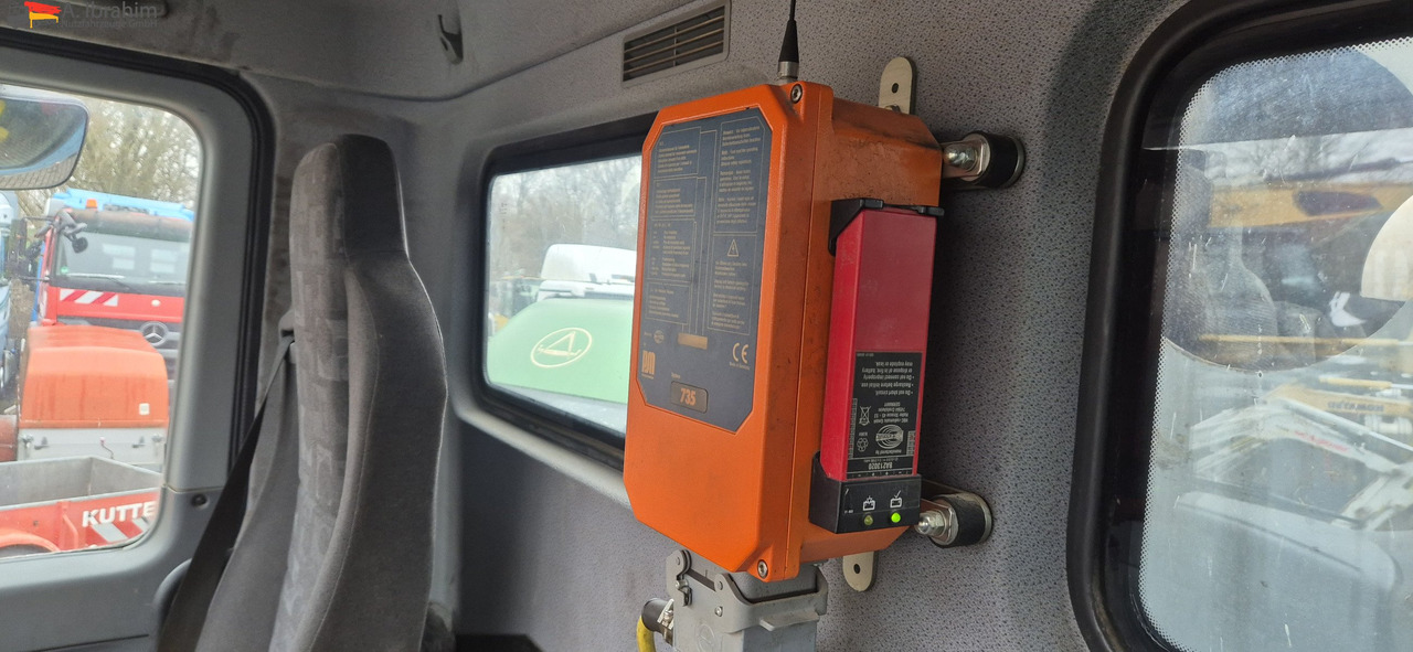 Mercedes-Benz 3241 PM 21-3 Liebherr 7 cbm PUMI Putzmeister Liebherr - Autodomíchávač s čerpadlem: obrázek 2 Mercedes-Benz 3241 PM 21-3 Liebherr 7 cbm PUMI Putzmeister Liebherr - Autodomíchávač s čerpadlem: obrázek 2