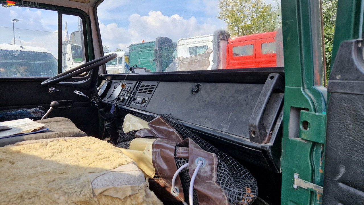Mercedes-Benz DB 813 Pritsche Kran H- Kennzeichen,Oldtimer ein Stück Geschichte - Dodávka valník: obrázek 3 Mercedes-Benz DB 813 Pritsche Kran H- Kennzeichen,Oldtimer ein Stück Geschichte - Dodávka valník: obrázek 3