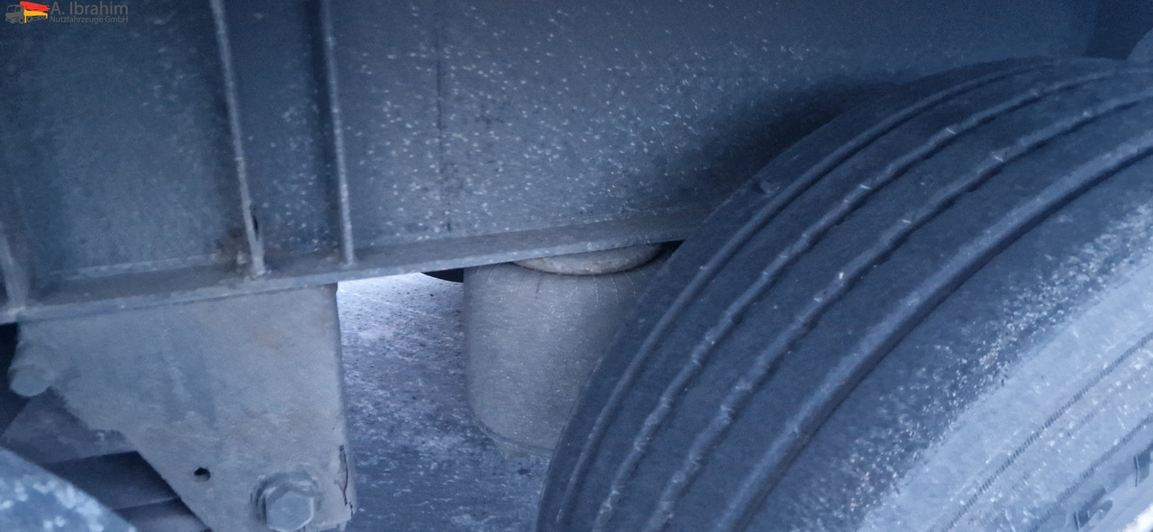 Schmitz SKO 24 Citysattel, 3. Achse zwangsgelenkt Frigoblock - Návěs: obrázek 4 Schmitz SKO 24 Citysattel, 3. Achse zwangsgelenkt Frigoblock - Návěs: obrázek 4