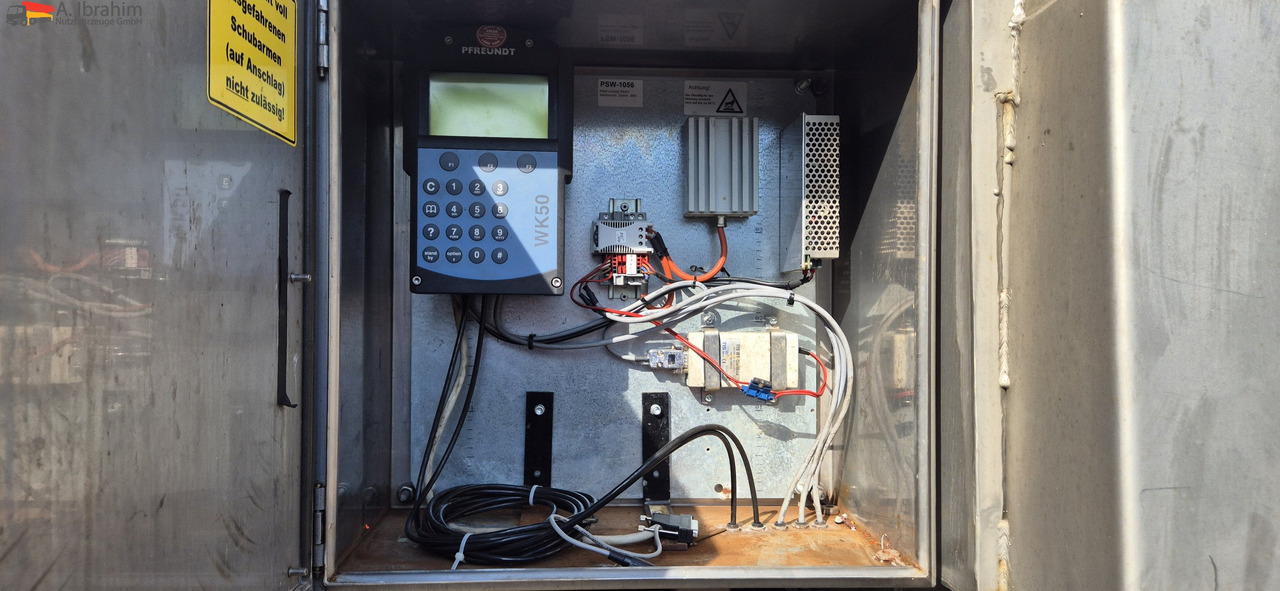 Scania P 380 Edelstahlkipper Tierentsorgung - Sklápěč: obrázek 4 Scania P 380 Edelstahlkipper Tierentsorgung - Sklápěč: obrázek 4