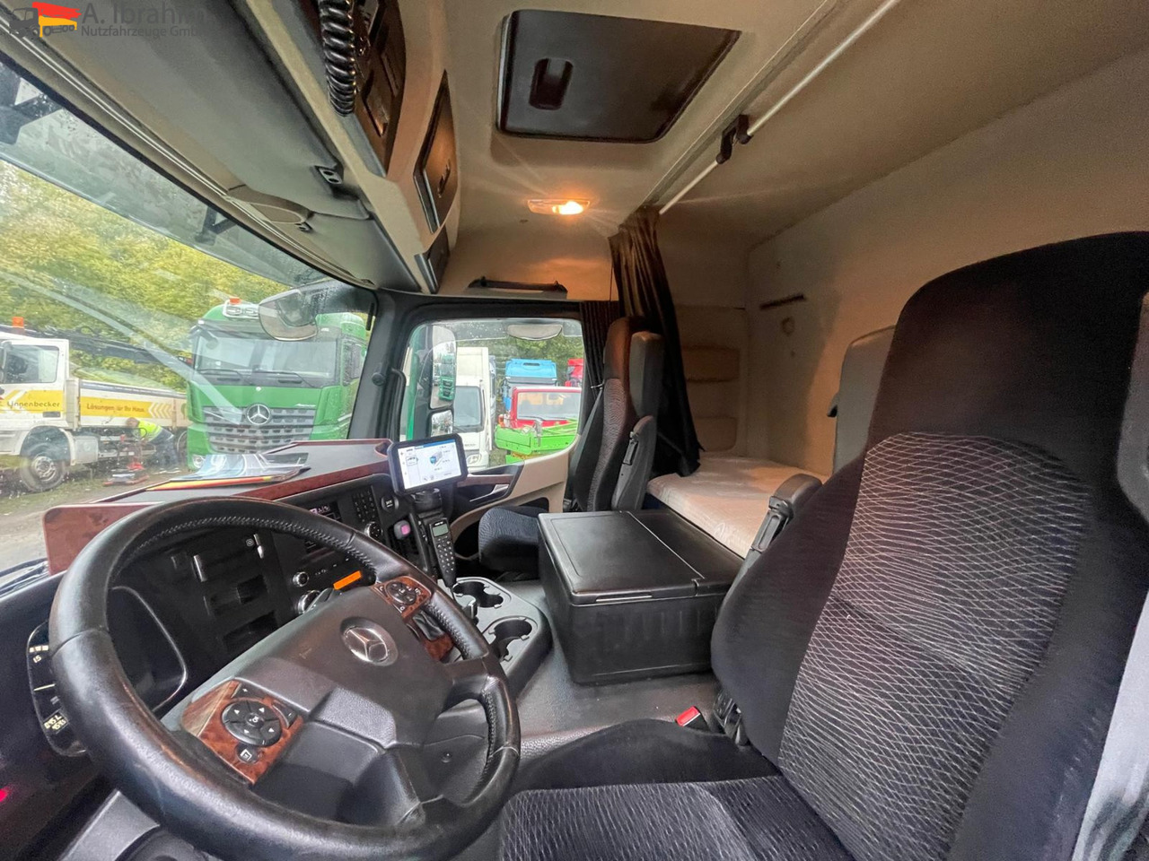 Mercedes-Benz 1836 Spoiler, Vollservice, Topzustand | Navigationsystem | Originalkilometer - Tahač: obrázek 5 Mercedes-Benz 1836 Spoiler, Vollservice, Topzustand | Navigationsystem | Originalkilometer - Tahač: obrázek 5