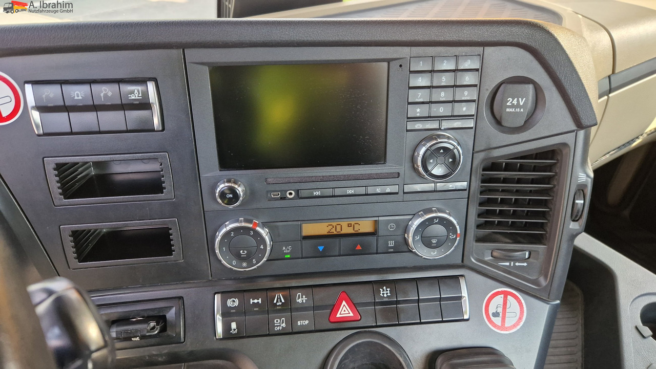 Mercedes-Benz 1840 Actros, 3x vorhanden, identisch - Tahač: obrázek 2 Mercedes-Benz 1840 Actros, 3x vorhanden, identisch - Tahač: obrázek 2