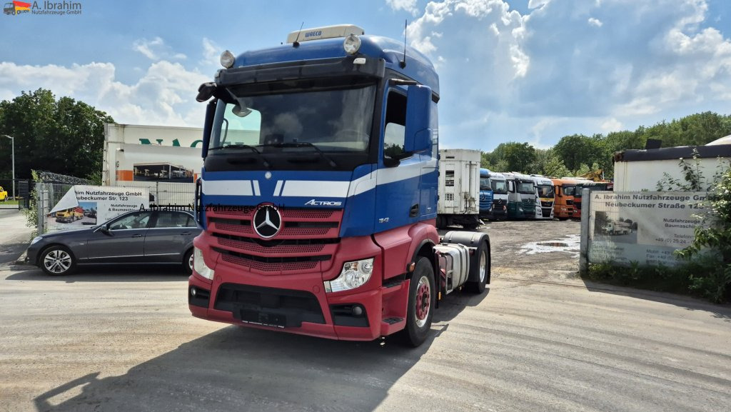 Mercedes-Benz 1843 DB 1843 mit PTU für Kompressor - Tahač: obrázek 1 Mercedes-Benz 1843 DB 1843 mit PTU für Kompressor - Tahač: obrázek 1