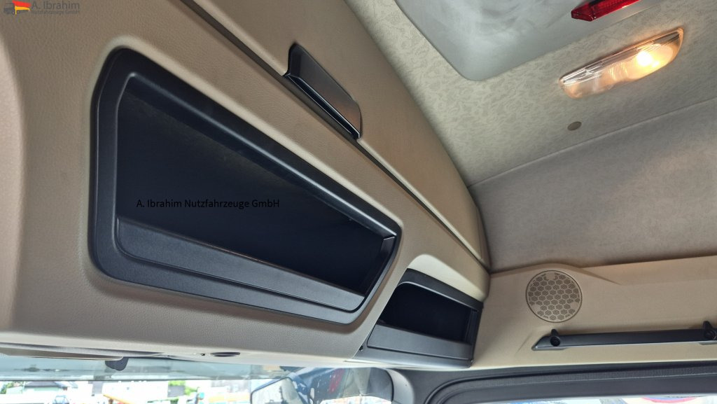 Mercedes-Benz 1843 DB 1843 mit PTU für Kompressor - Tahač: obrázek 3 Mercedes-Benz 1843 DB 1843 mit PTU für Kompressor - Tahač: obrázek 3