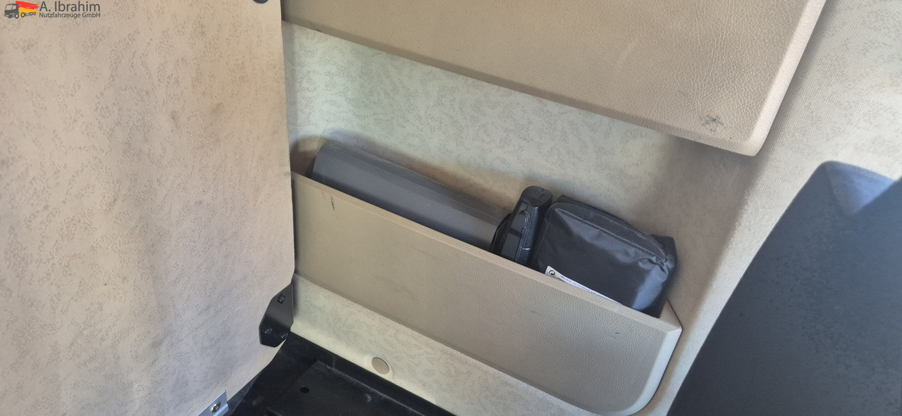 Mercedes-Benz 1843 LS 4x2 mehrfach vorhanden - Tahač: obrázek 5 Mercedes-Benz 1843 LS 4x2 mehrfach vorhanden - Tahač: obrázek 5