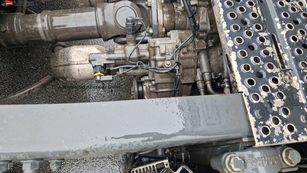 Mercedes-Benz 1843 Topzustand einsatzbereit, Motor nur 150 tkm - Tahač: obrázek 4 Mercedes-Benz 1843 Topzustand einsatzbereit, Motor nur 150 tkm - Tahač: obrázek 4