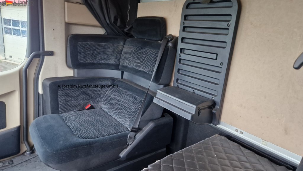 Mercedes-Benz 1843 Topzustand einsatzbereit, Motor nur 150 tkm - Tahač: obrázek 2 Mercedes-Benz 1843 Topzustand einsatzbereit, Motor nur 150 tkm - Tahač: obrázek 2