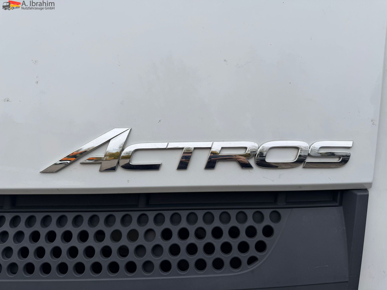 Mercedes-Benz Actros 1846LS Streamspace | Retarder | Blatt Luft | Original Kilometer - Tahač: obrázek 5 Mercedes-Benz Actros 1846LS Streamspace | Retarder | Blatt Luft | Original Kilometer - Tahač: obrázek 5