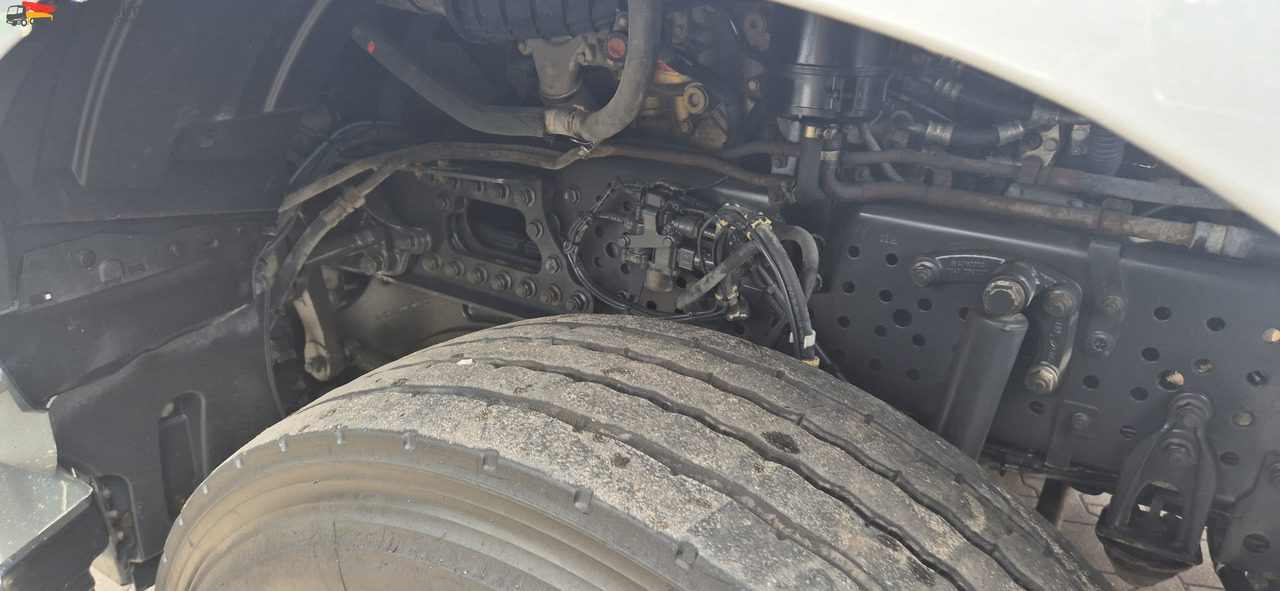 Mercedes-Benz DB 1842H 4x4 Hydrodrive Scheckheft bei Mercedes - Tahač: obrázek 5 Mercedes-Benz DB 1842H 4x4 Hydrodrive Scheckheft bei Mercedes - Tahač: obrázek 5