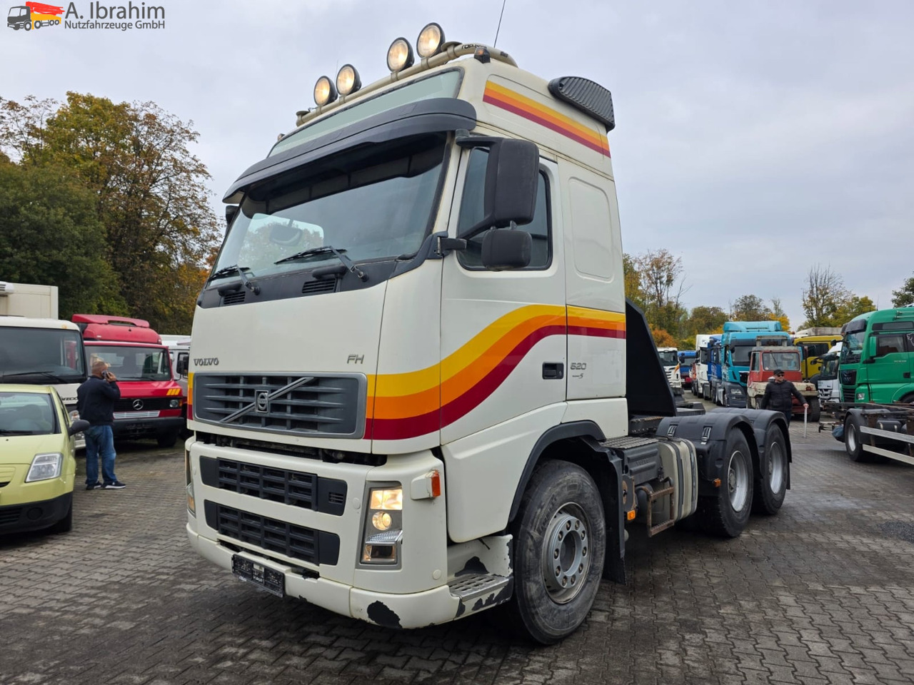 Volvo FH 520 | 6x4 | Schaltgetriebe | Blatt Blatt Klima | Trommelbremse | 3 Pedals - Tahač: obrázek 1 Volvo FH 520 | 6x4 | Schaltgetriebe | Blatt Blatt Klima | Trommelbremse | 3 Pedals - Tahač: obrázek 1