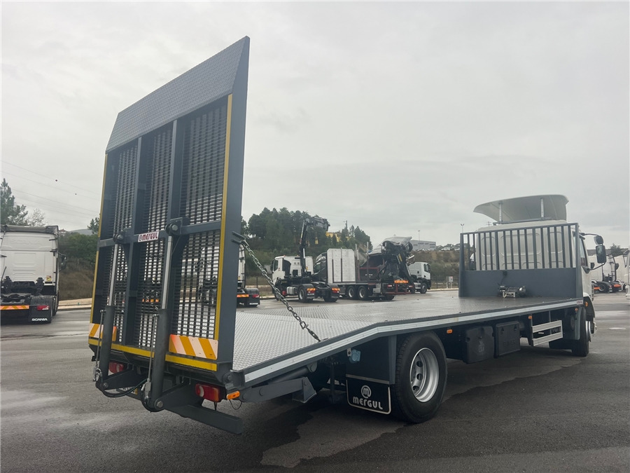 DAF LF 55.220 - Nákladní automobil valníkový/ Plošinový: obrázek 4 DAF LF 55.220 - Nákladní automobil valníkový/ Plošinový: obrázek 4