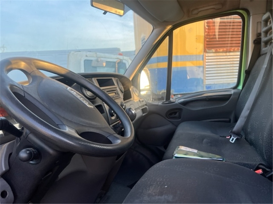 Iveco 35C17 - Dodávka: obrázek 3 Iveco 35C17 - Dodávka: obrázek 3