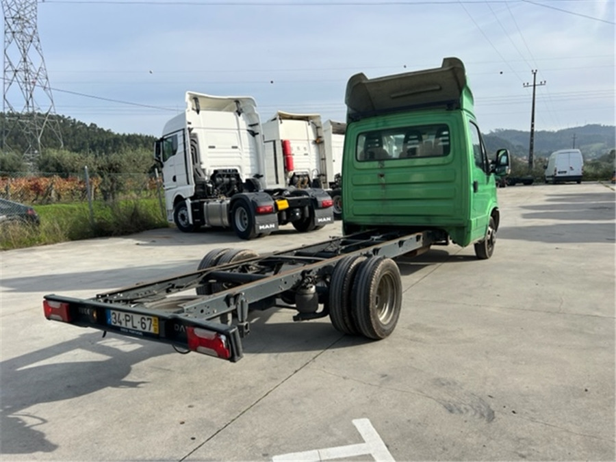 Iveco 35C17 - Dodávka: obrázek 3 Iveco 35C17 - Dodávka: obrázek 3