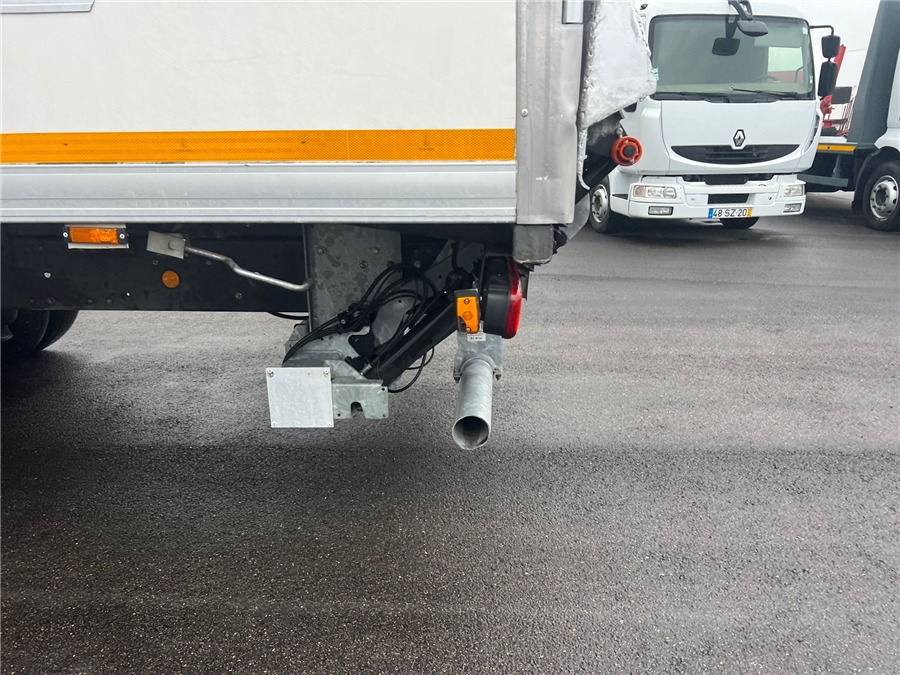 Chladírenský nákladní automobil Iveco 140E25: obrázek 11