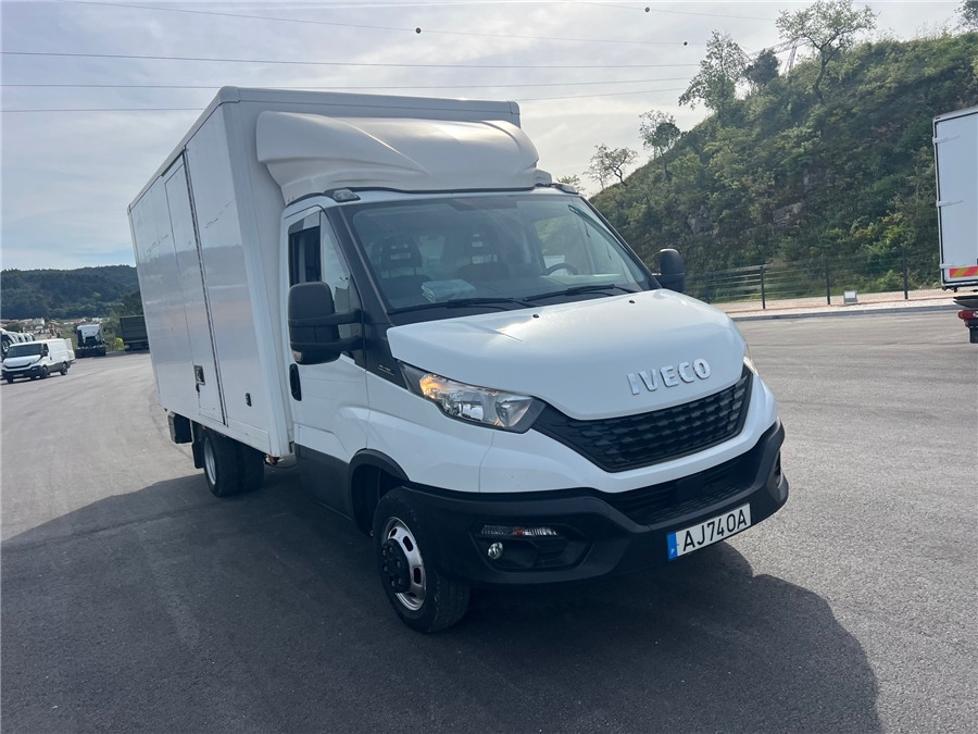 Iveco 35C16 - Dodávka skřín: obrázek 3 Iveco 35C16 - Dodávka skřín: obrázek 3