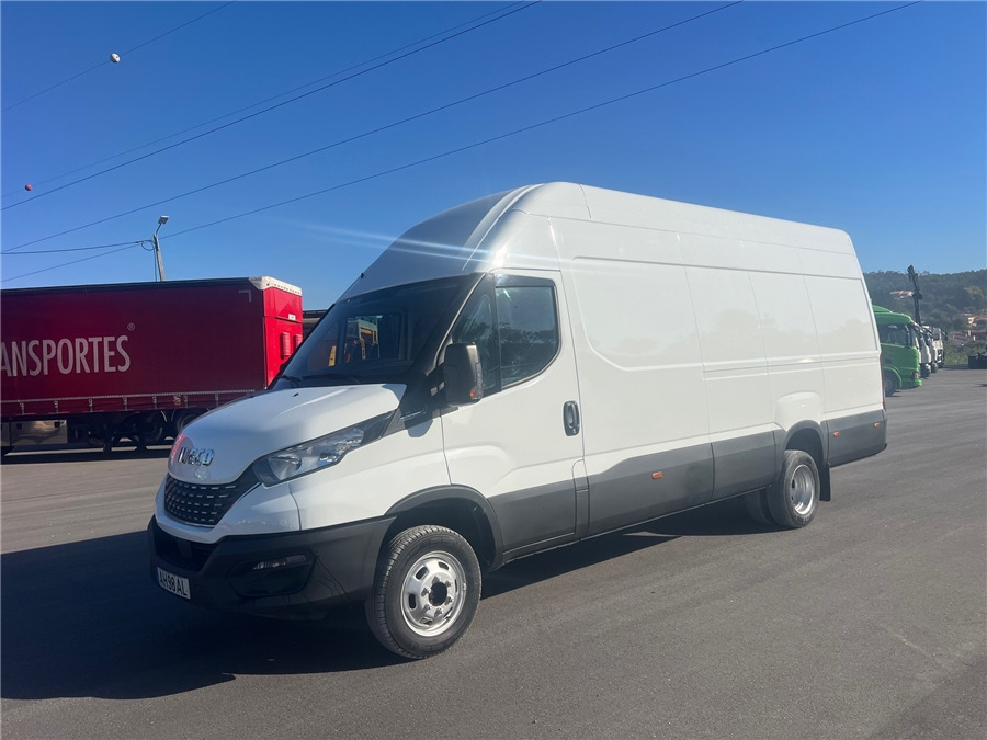 Iveco 35C16 - Furgon: obrázek 1 Iveco 35C16 - Furgon: obrázek 1