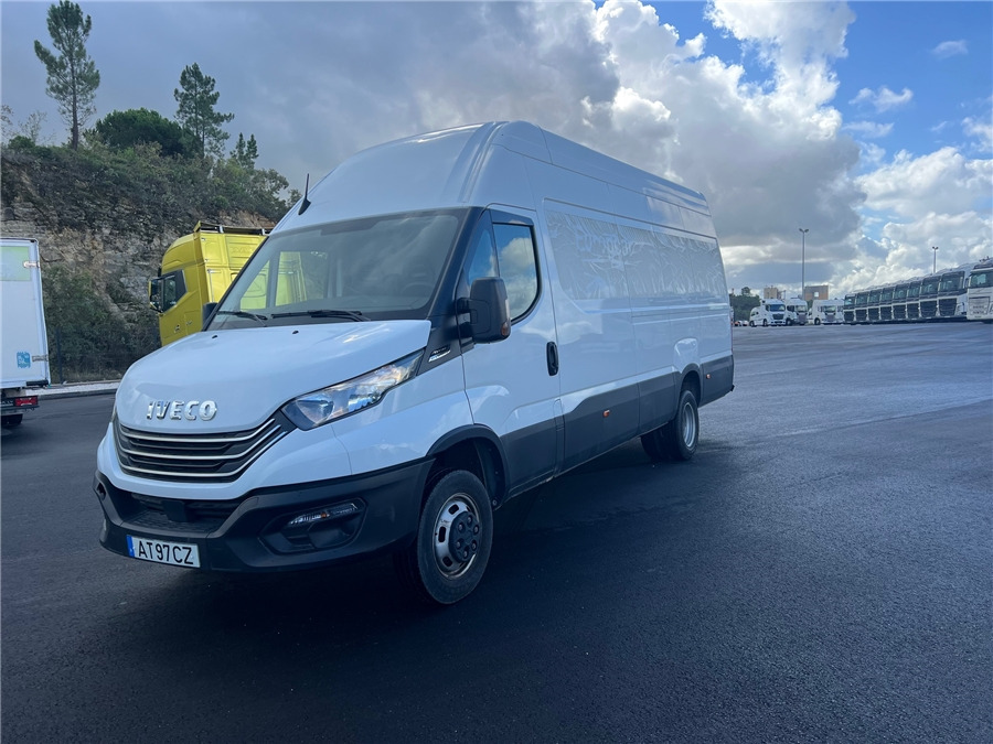 Iveco 35C16 - Furgon: obrázek 3 Iveco 35C16 - Furgon: obrázek 3