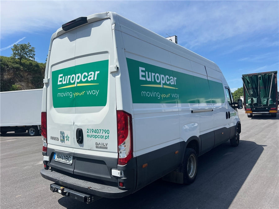 Iveco 35C16HA8V - Furgon: obrázek 4 Iveco 35C16HA8V - Furgon: obrázek 4