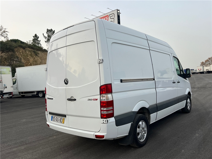MERCEDES-BENZ SPRINTER 315CDI - Furgon: obrázek 4 MERCEDES-BENZ SPRINTER 315CDI - Furgon: obrázek 4