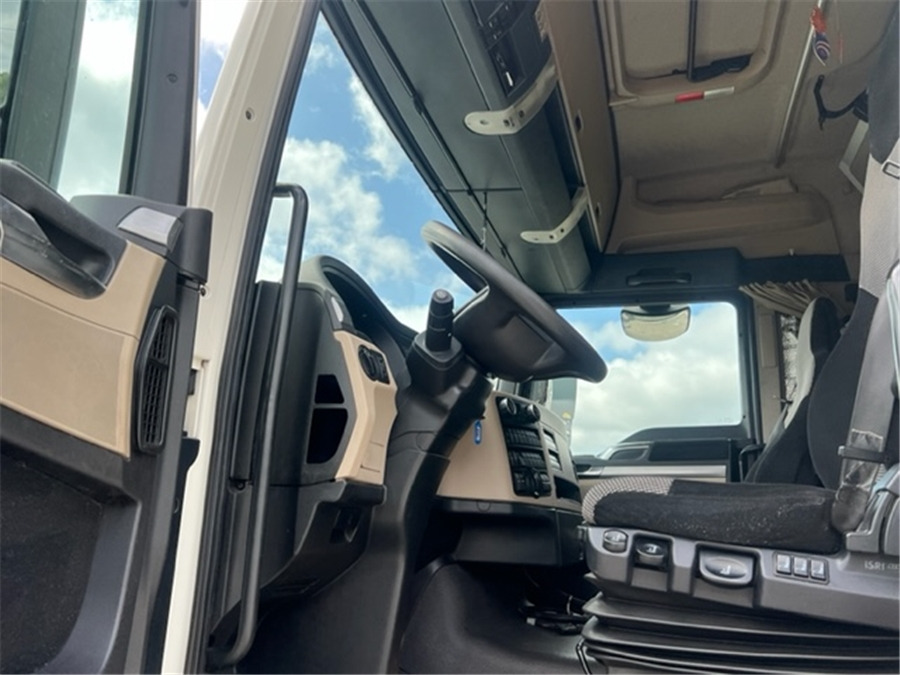 MAN TGX 18.460 - Tahač: obrázek 5 MAN TGX 18.460 - Tahač: obrázek 5