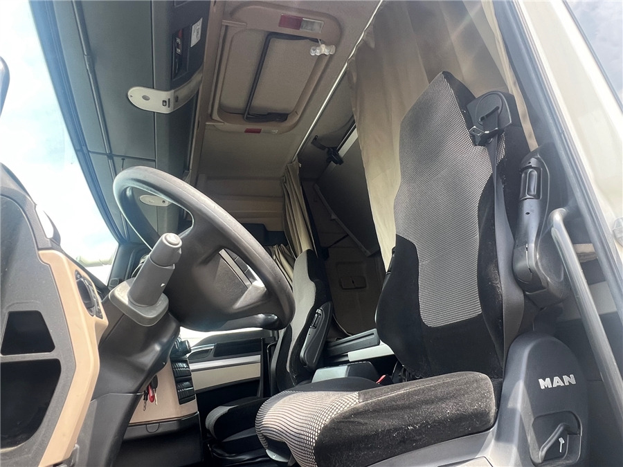 Tahač MAN TGX 18.460: obrázek 15