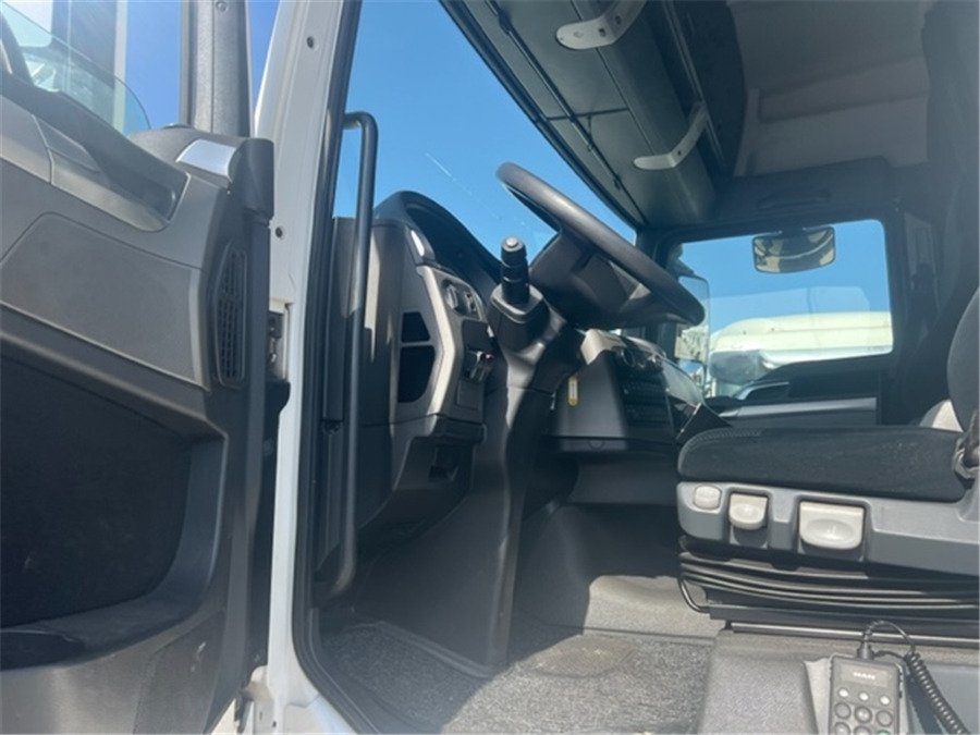 MAN TGX 18.480/RETARDER/ - Tahač: obrázek 5 MAN TGX 18.480/RETARDER/ - Tahač: obrázek 5