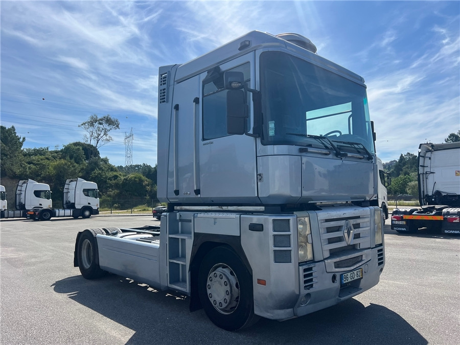 Renault AE 440 / MANUAL GEARBOX - Tahač: obrázek 3 Renault AE 440 / MANUAL GEARBOX - Tahač: obrázek 3