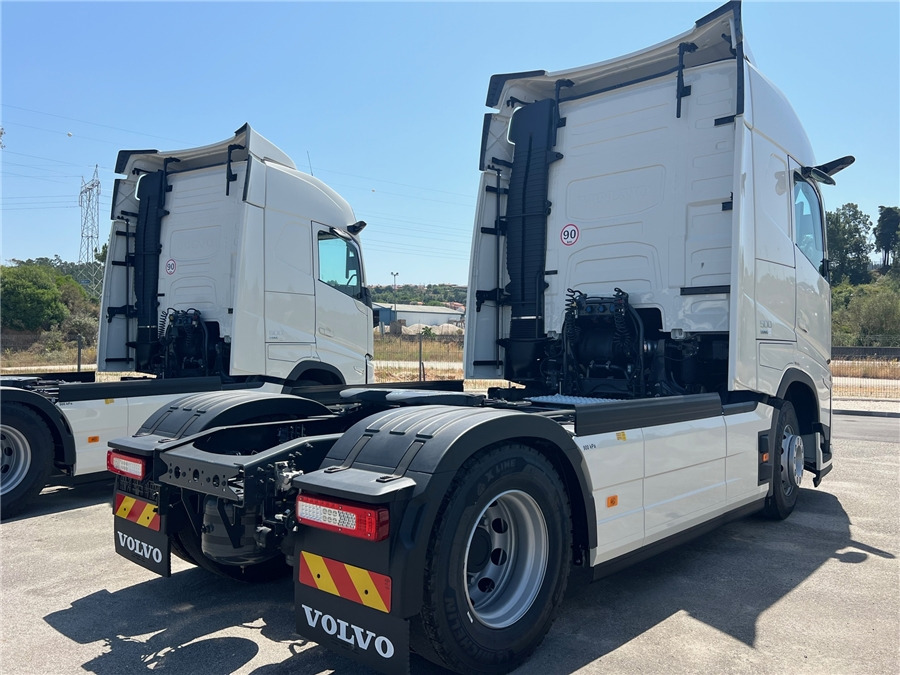 Volvo VOLVO AERO 500 retarder/airparkoll - Tahač: obrázek 4 Volvo VOLVO AERO 500 retarder/airparkoll - Tahač: obrázek 4