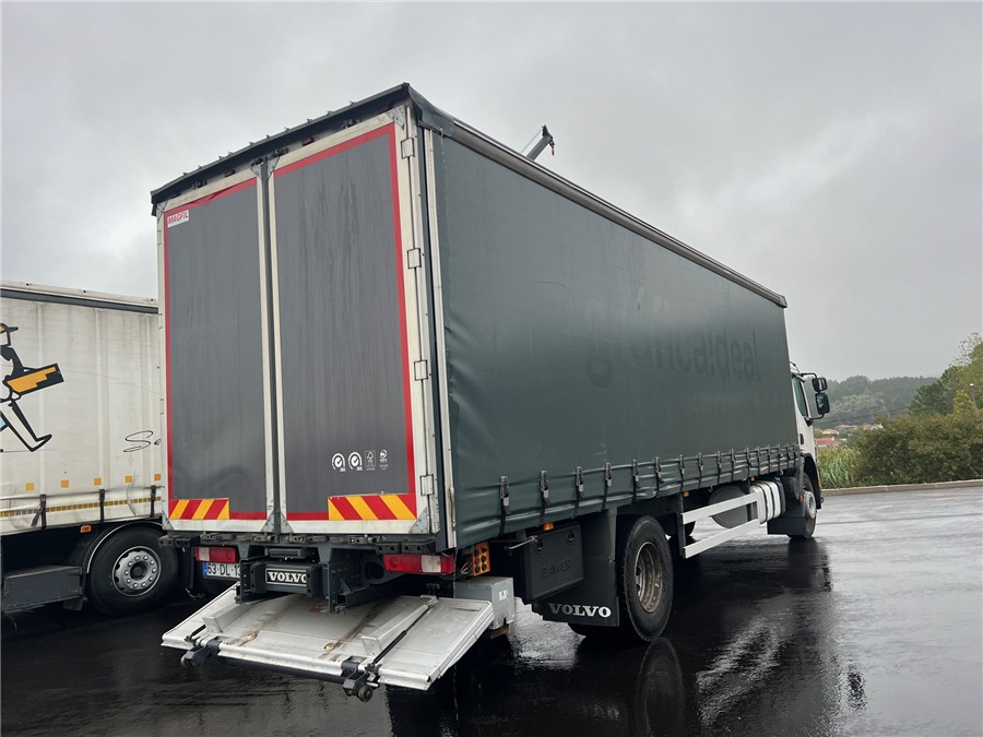 Volvo FE 280 - Plachtový nákladní auto: obrázek 4 Volvo FE 280 - Plachtový nákladní auto: obrázek 4