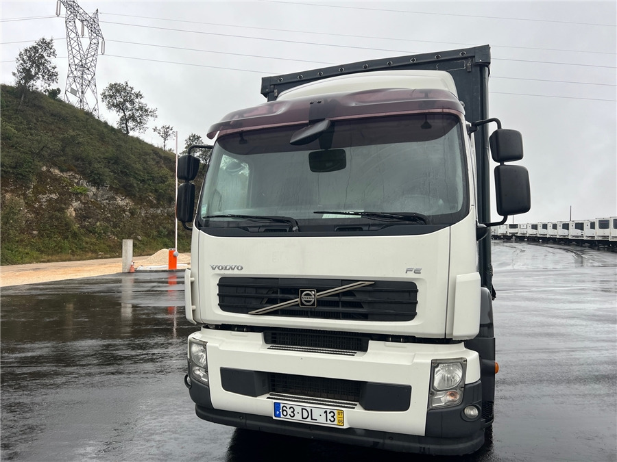 Volvo FE 280 - Plachtový nákladní auto: obrázek 2 Volvo FE 280 - Plachtový nákladní auto: obrázek 2