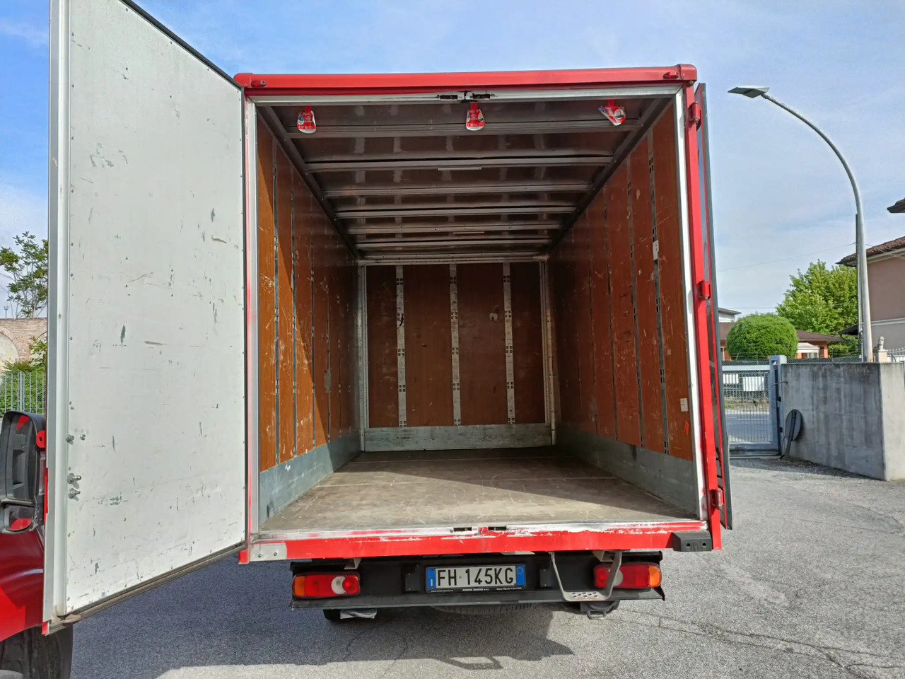 FIAT DUCATO BOX - Dodávka skřín: obrázek 4 FIAT DUCATO BOX - Dodávka skřín: obrázek 4