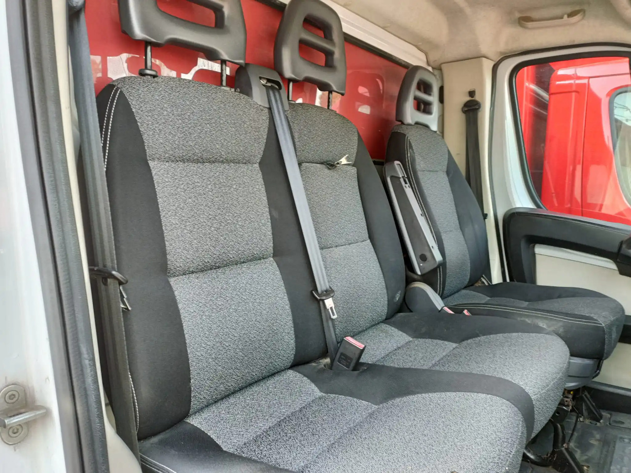 FIAT DUCATO BOX - Dodávka skřín: obrázek 5 FIAT DUCATO BOX - Dodávka skřín: obrázek 5