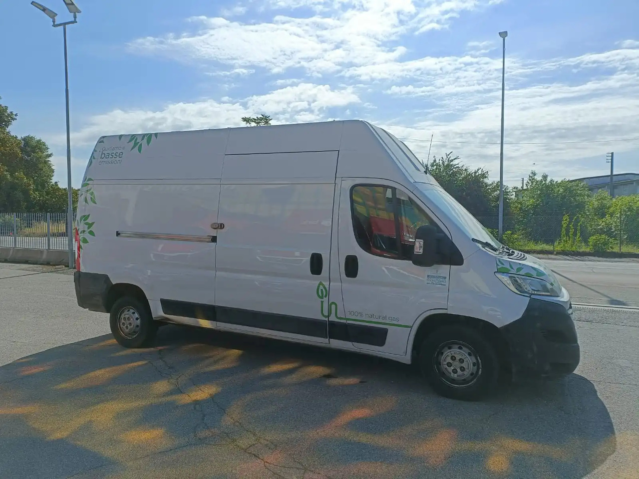 FIAT DUCATO L3H3 3.0 CC CNG - Furgon: obrázek 2 FIAT DUCATO L3H3 3.0 CC CNG - Furgon: obrázek 2