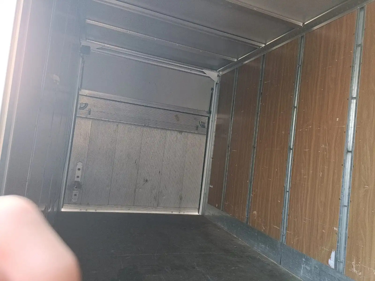 FURGONATO BOX - Skříňová nástavba: obrázek 4 FURGONATO BOX - Skříňová nástavba: obrázek 4