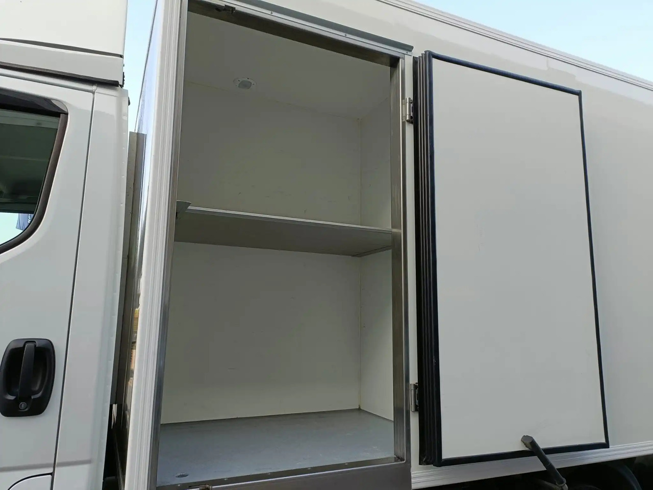 Chladící dodávka IVECO DAILY 35C21 A8 FRIGO FRCX 3.0: obrázek 11