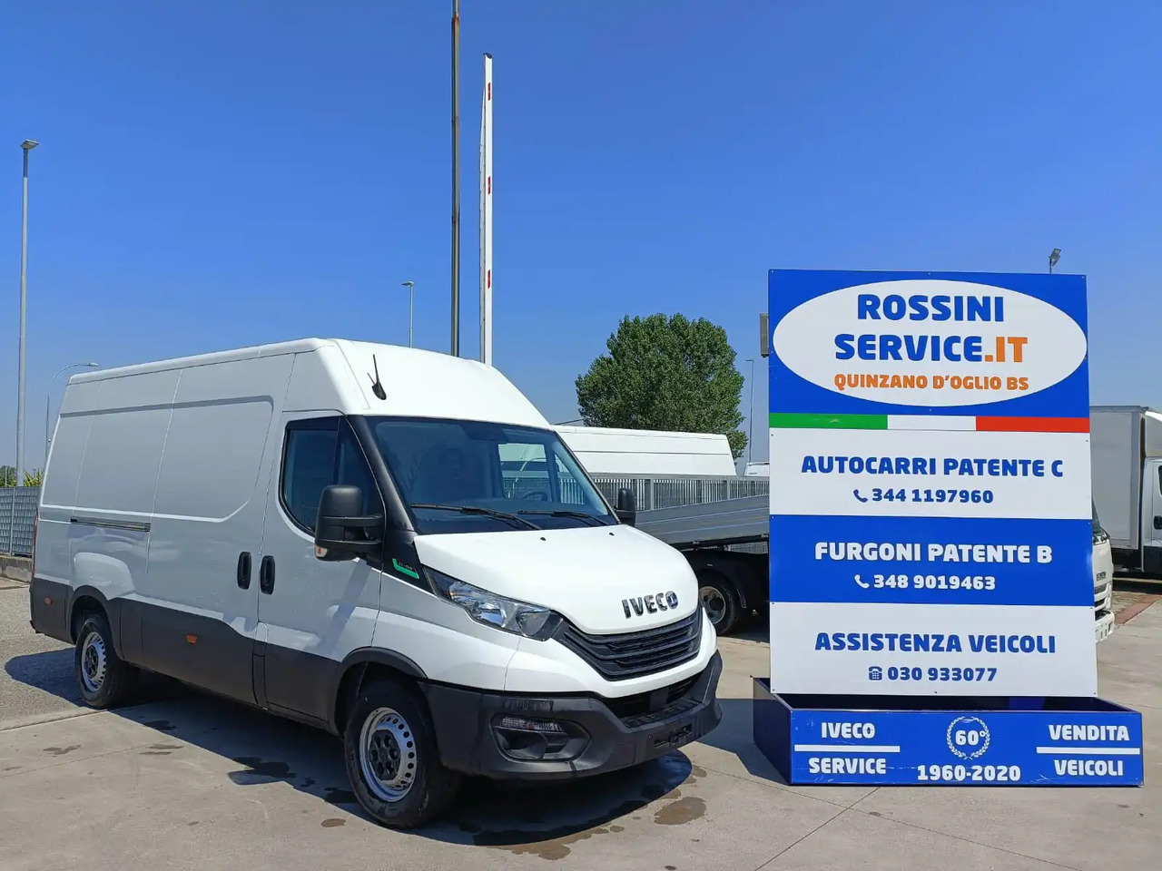 IVECO DAILY 35S14 L2H2 CNG METANO KM 0 - Furgon: obrázek 1 IVECO DAILY 35S14 L2H2 CNG METANO KM 0 - Furgon: obrázek 1